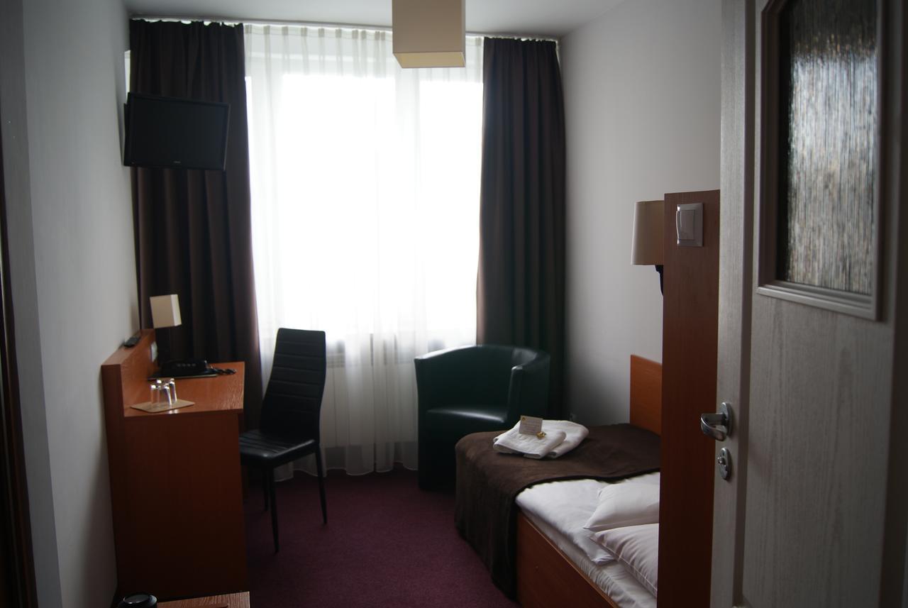 Hotel Pzmot Lublin Luaran gambar